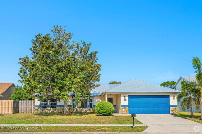 Building Photo - 3390 Floral Palm Blvd Rental