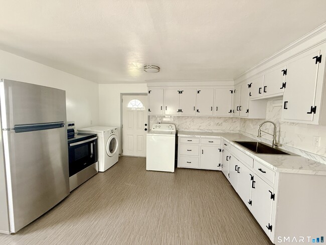 Photo - 91 Enright St