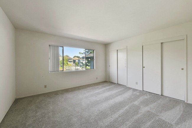 Photo - Driftwood Lagoon Apartments