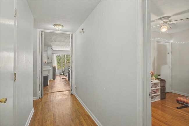 Photo - 233 Westridge Dr