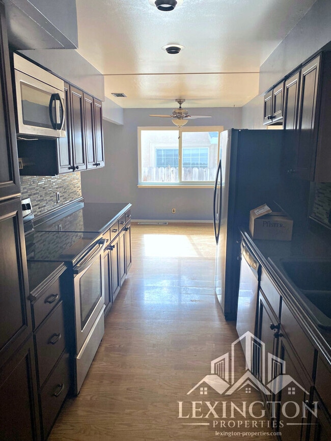 Photo - 5304 Ronnie St