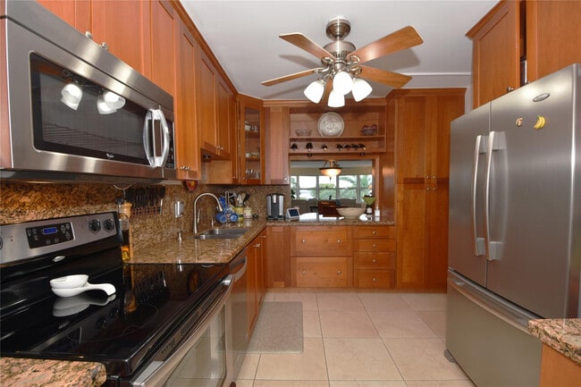 Photo - 3111 NE 51st St Unit 405c
