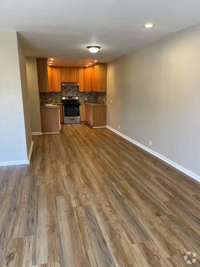 Building Photo - 14041 Dicky St Unit B Rental