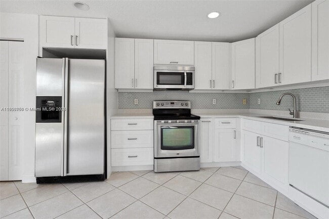 Photo - 16502 SW 68th Ter