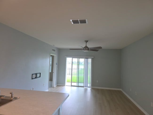 Photo - 3945 Angola Ln