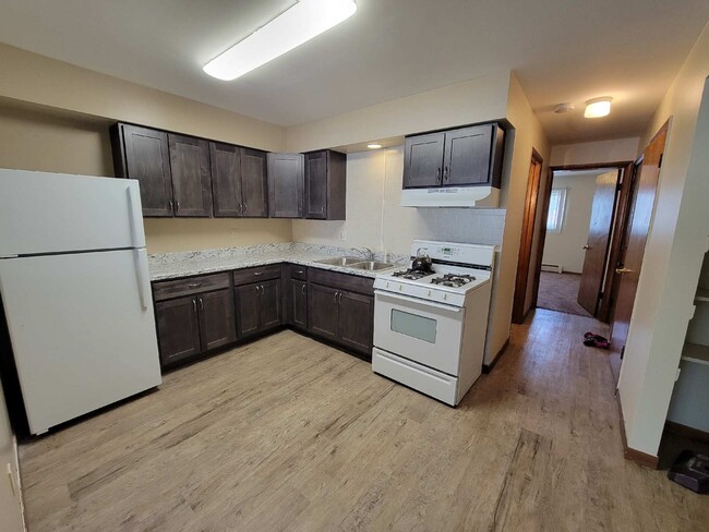 Newer Kitchen - 2325 Lewis Ave Apartments