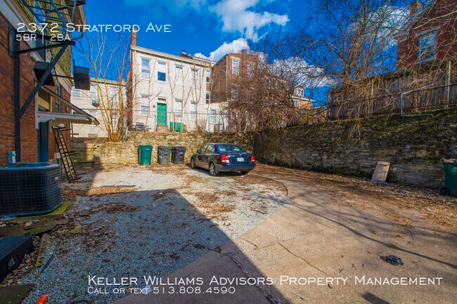 Photo - 2372 Stratford Ave