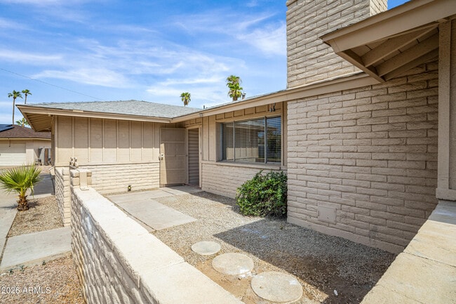 Photo - 3921 S Kenneth Pl