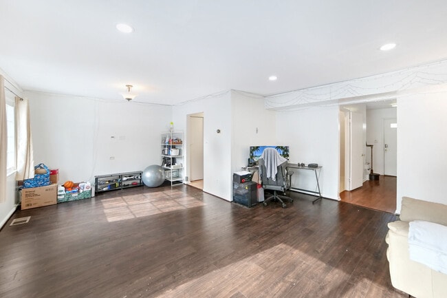 Photo - 23 Honey Brook Ln