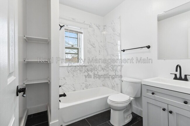 Photo - 1612 Bagley St Unit 2