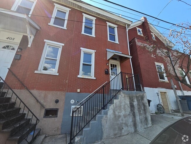 Building Photo - 406 Pawnee St Rental