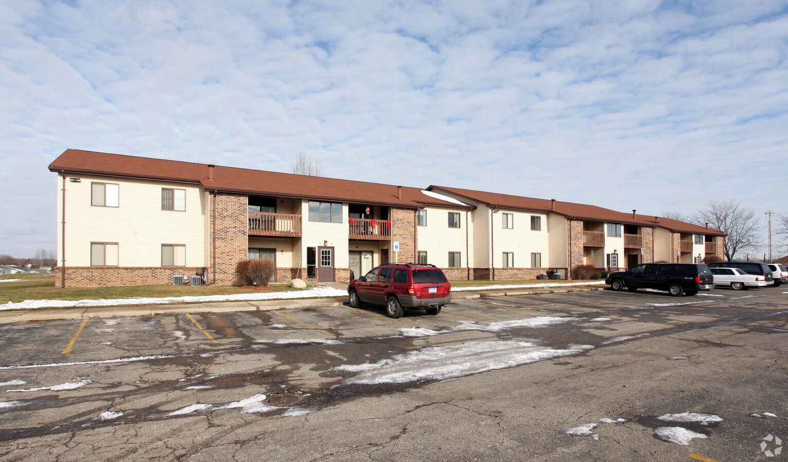 Photo - Willow Tree Apartments