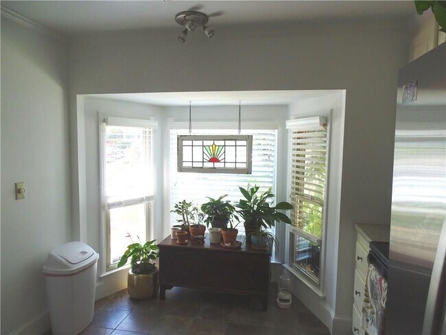 Photo - 410 Forestgate Ct