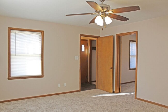 Photo - 2-Bedroom, 1-Bath House for Rent Unit 1712 S 8th Ave