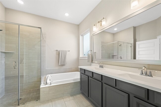 Photo - 28743 Havenwood River Rd