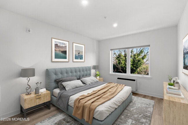 Photo - 180 Morris Ave Unidad 205