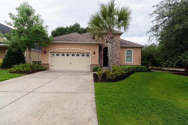 Building Photo - 2402 Via Palma Dr