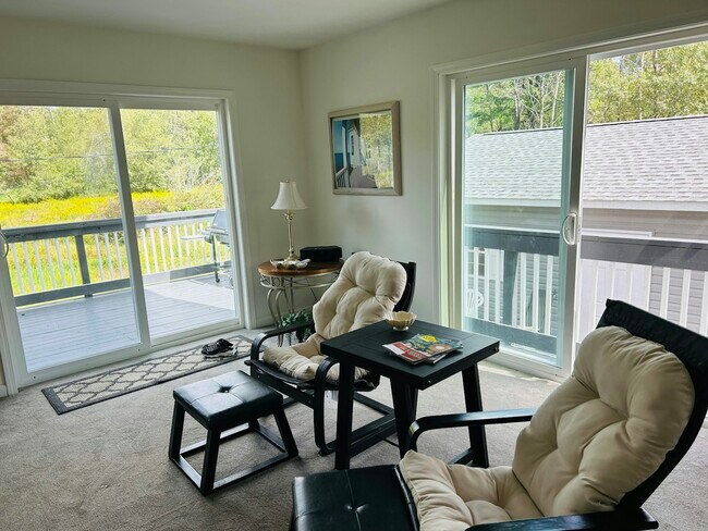 228 Cranberry Dr