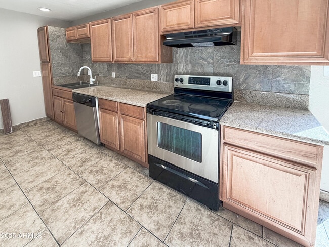 Photo - 6301 W Earll Dr