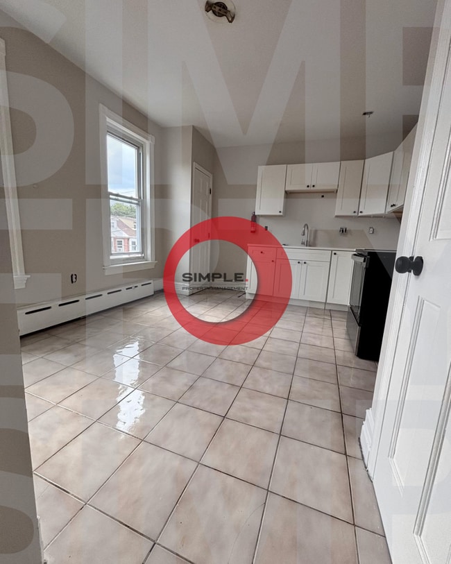 Photo - 167 W Windsor St Unit Apartment 2