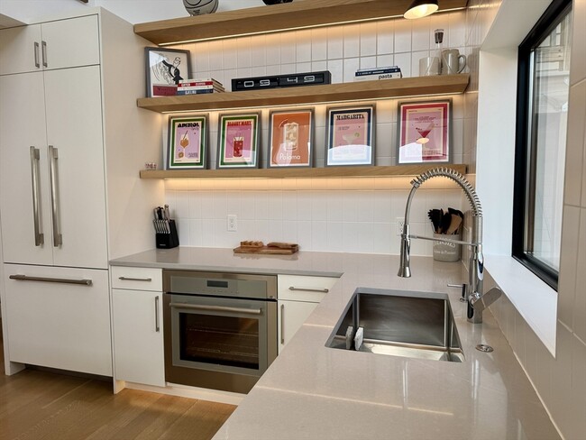 Photo - 22 Parker St