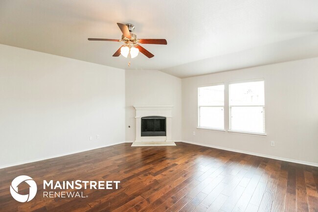 Photo - 1014 Lake Grove Dr