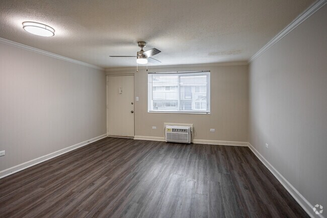 Studio, 1BA - 350SF - Living Room/Bedroom