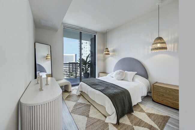 Metro Edgewater apartments — community photo