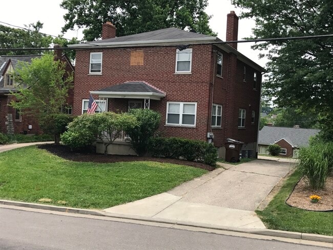 Building Photo - 1139 Old State Rd Unit #1