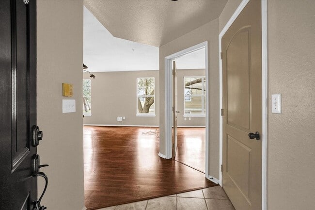 Photo - 404 Summit Ridge Pl Unit 204