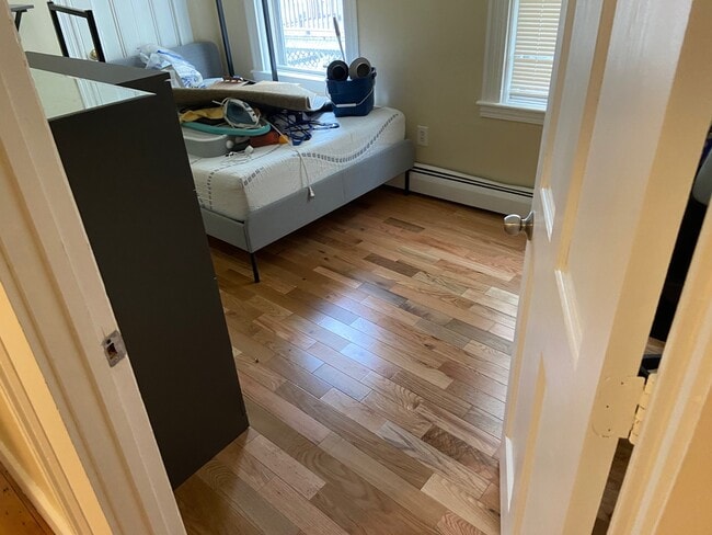 Building Photo - 76 Calumet St Rental