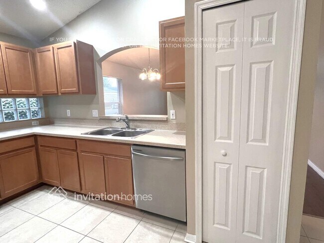 Photo - 10500 Petaloma Dr