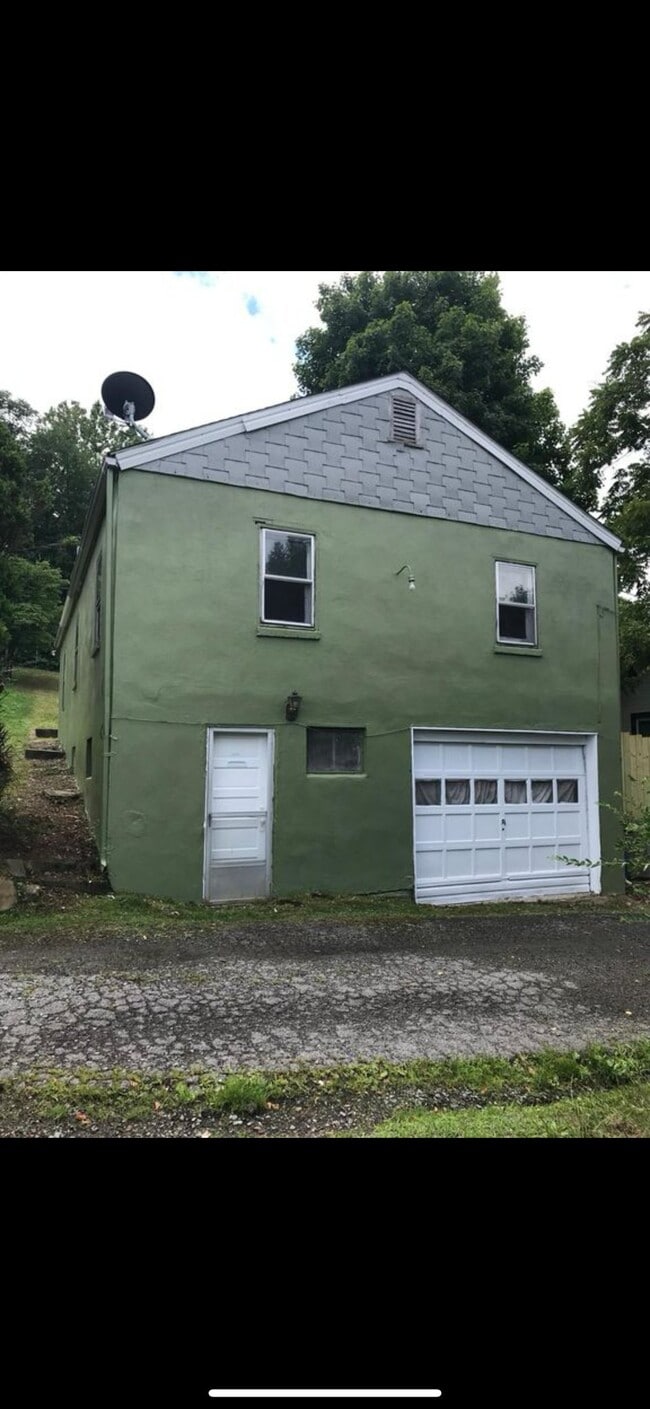 Photo - 706 1/2 Mason St