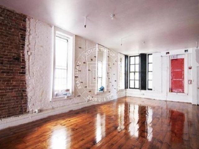 Photo - 103 E Broadway Apartment