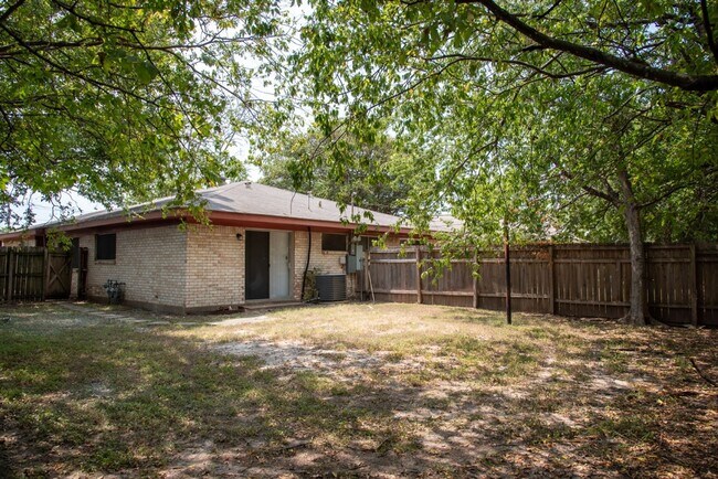 1706 Trinity Pl Unit A