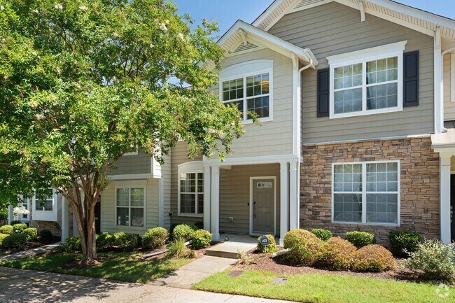 Building Photo - Ready NOW! Spacious 3BR/2.5BA Townhome in ...