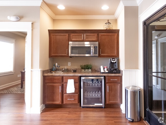 Photo - Canyon and Knox Landing Apartments