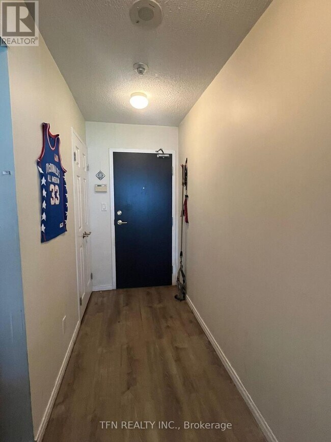 Photo - 230 King St E Unité 1001