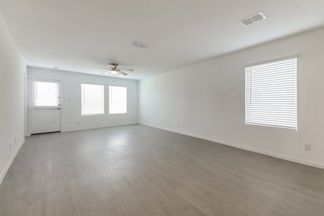 Photo - 1223 Canyon Wren Dr