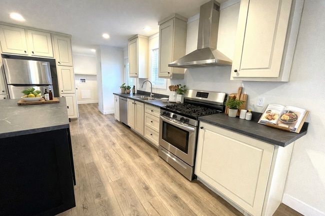 Photo - 30 Bellwood Dr