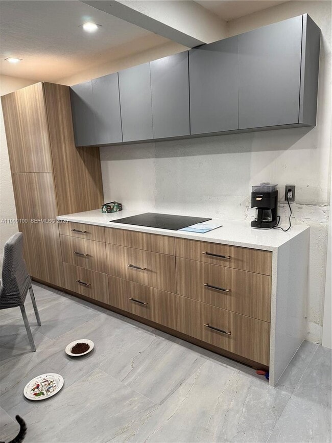 Photo - 423 NW 32nd Pl