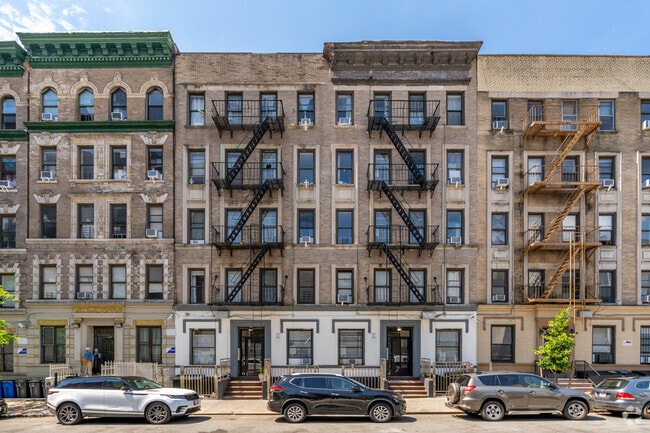 Building Photo - 142-144 W 109th St