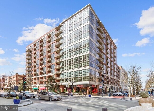 Building Photo - 157 Fleet St Unit 303 Rental