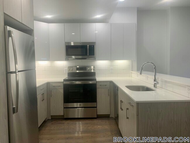 1406 Beacon St Unidad 4
