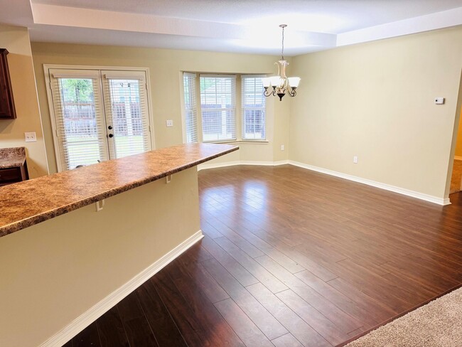 Photo - 594 Hunters Ridge Rd
