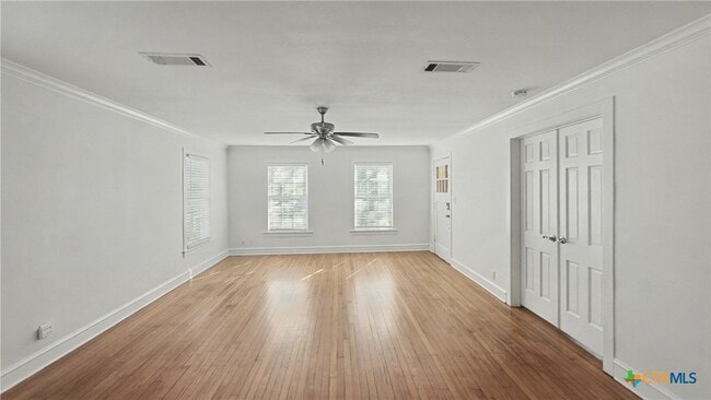 Photo - 820 N 5th St
