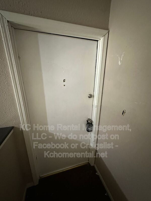 Photo - 211 Barr Rd