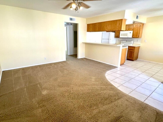 Photo - 2228 E Campbell Ave Unit 214