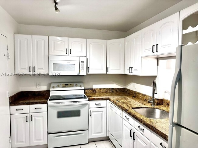 Photo - 400 Kings Point Dr Unit 714