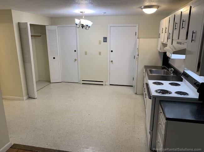 Photo - 35 Fairmount Pl Unit #1